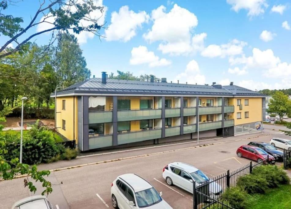Studiohuoneisto Vallikadun Helmi, 56 M2, Ac,wifi,parveke Apartment Lappeenranta